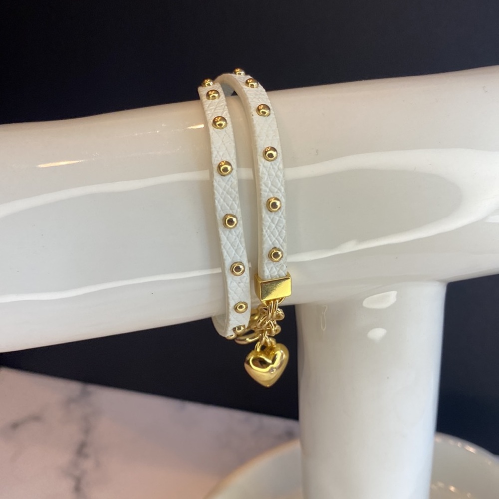 Juicy Couture White Leather Wrap Bracelet - Picture 2 of 5